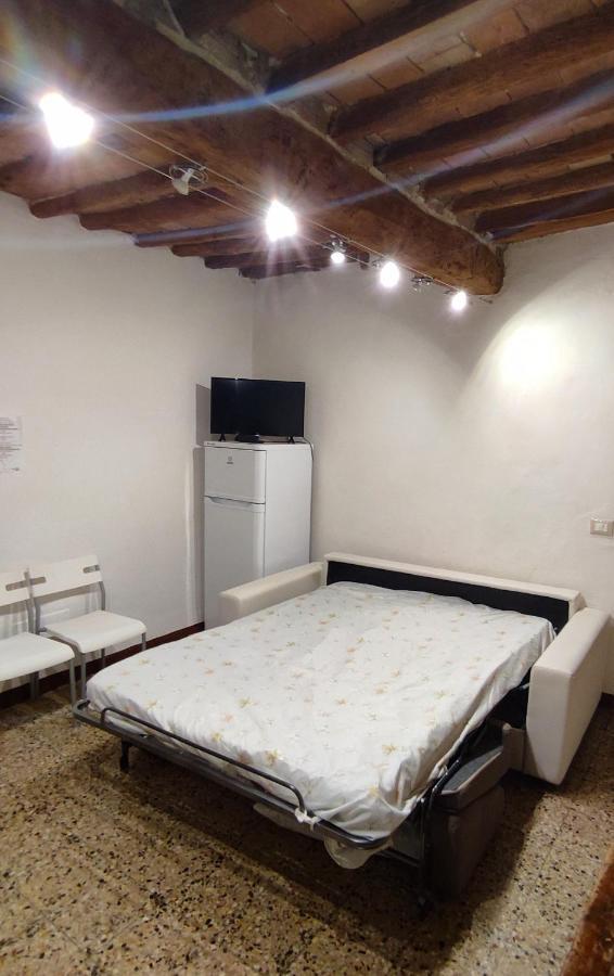 Ferienwohnung Casa Vicolo Delle Chiavi Poggibonsi Exterior foto