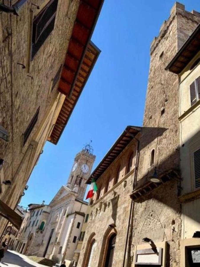 Ferienwohnung Casa Vicolo Delle Chiavi Poggibonsi Exterior foto